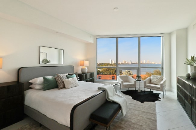 Building Photo - 3401 Bayshore Blvd