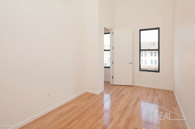 Foto del edificio - 904 4th Ave