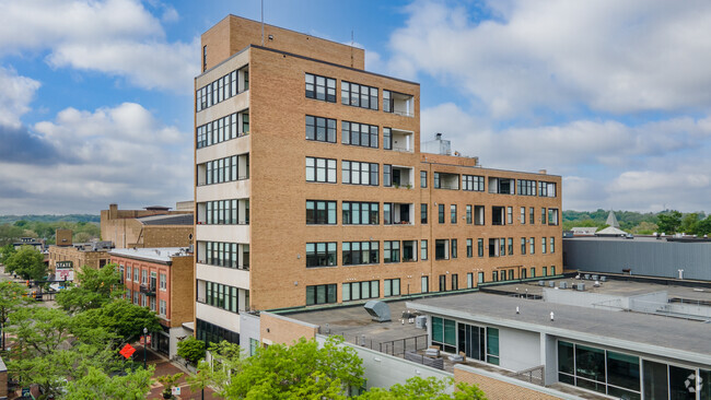 Peregrine Tower building - Peregrine Tower