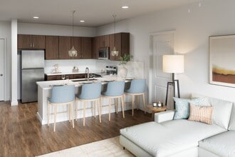 Building Photo - Solaris at Kissimmee