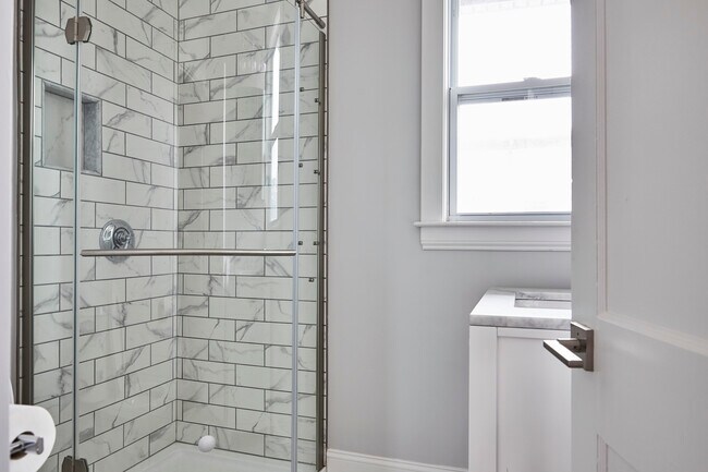 Foto del edificio - 52 Mansfield St