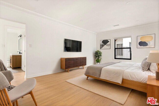 Foto del edificio - 1616 Hauser Blvd