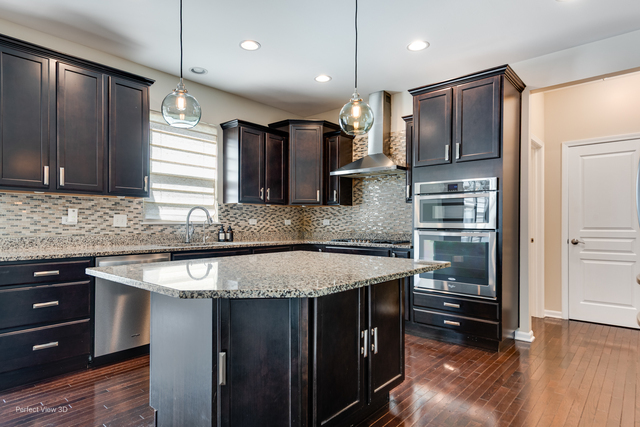 Foto del edificio - 3724 Honey Locust Dr