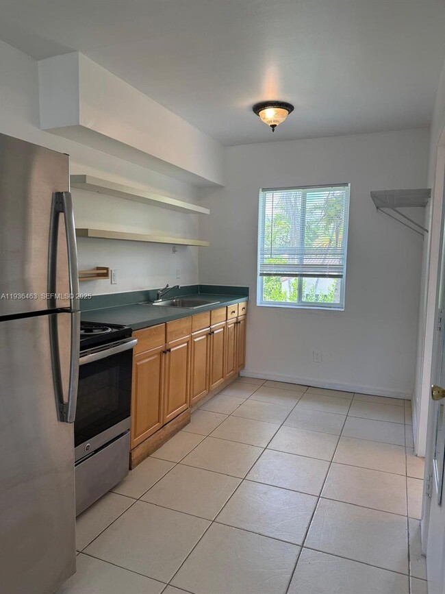 Building Photo - 680 NE 88th Terrace