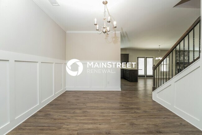 Foto del edificio - 5 Bedroom Pet-Friendly Home in Lawrenceville, GA with Main Street Renewal