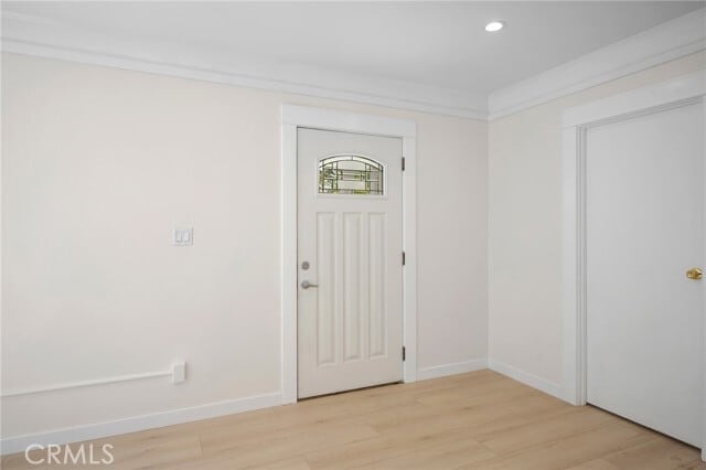 Foto del edificio - 525 W Wilson Ave