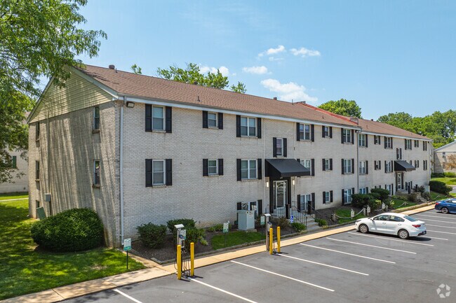 Foto del edificio - Brookbend Apartments