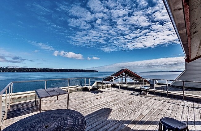 Plateau supérieur - 27 Island Hwy S