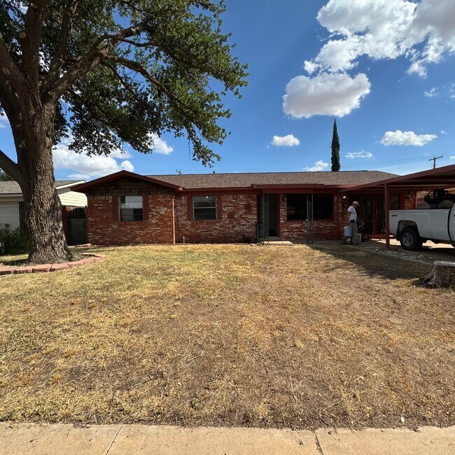 Foto del edificio - 4705 Ric Dr