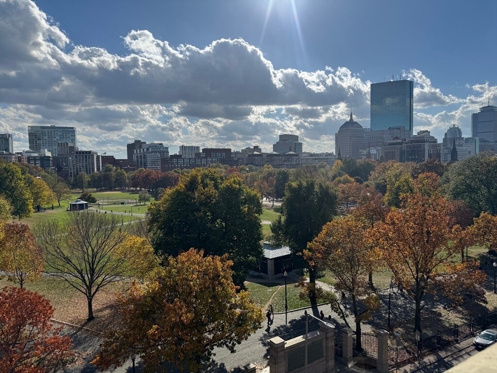 Foto principal - 48 Beacon St