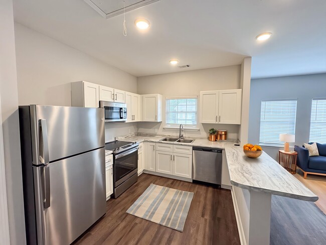 Foto del edificio - 130 Briarwood Rd