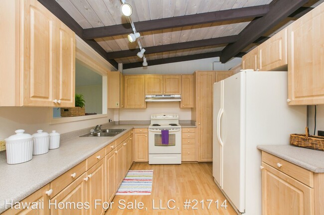 Building Photo - 4 br, 2 bath House - 493 Kaumakani Street