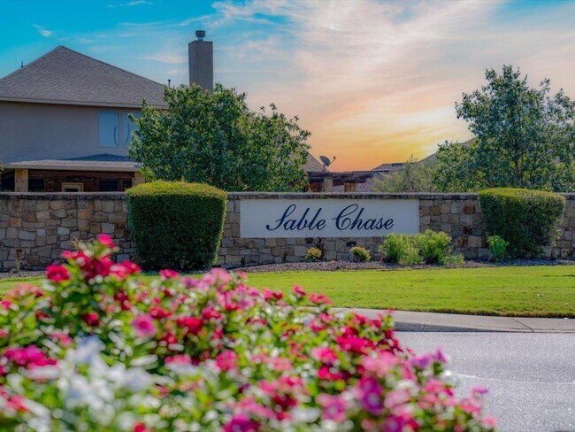 Foto del edificio - 26618 Camden Chase