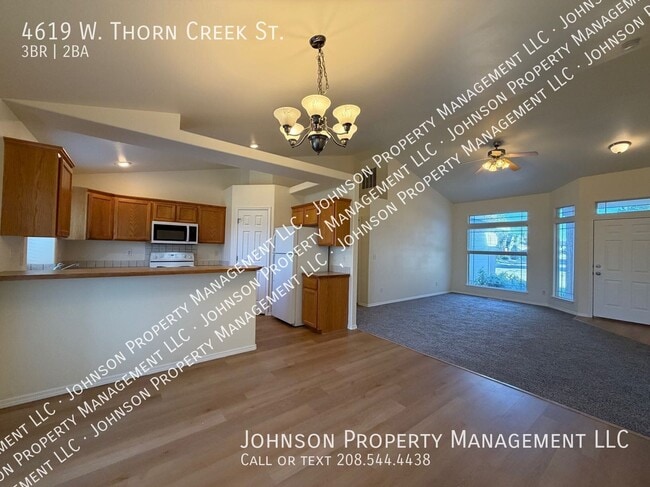 Building Photo - 4619 W Thorn Creek St