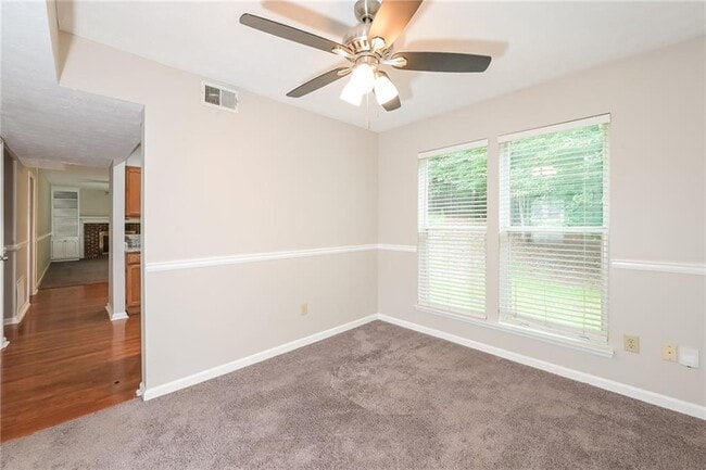 Foto del edificio - 10450 Summer Creek Dr