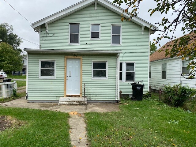 Building Photo - 1724 Oliver St