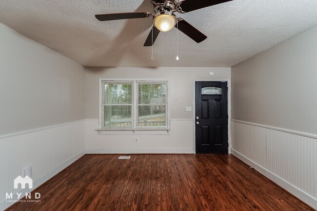 Foto del edificio - 6538 Mountain Heights Rd