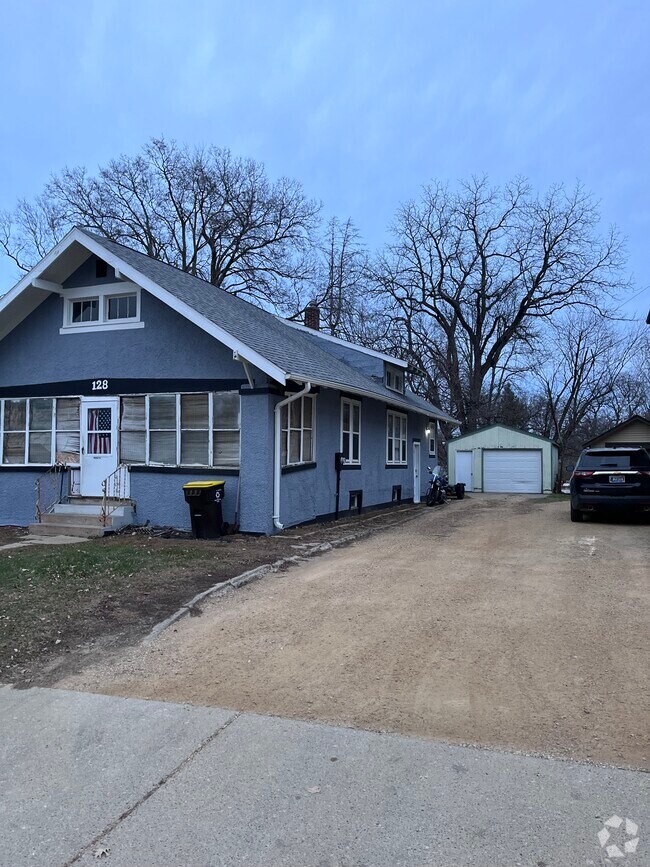 Apartments For Rent in Fairmont, MN 6 Rentals