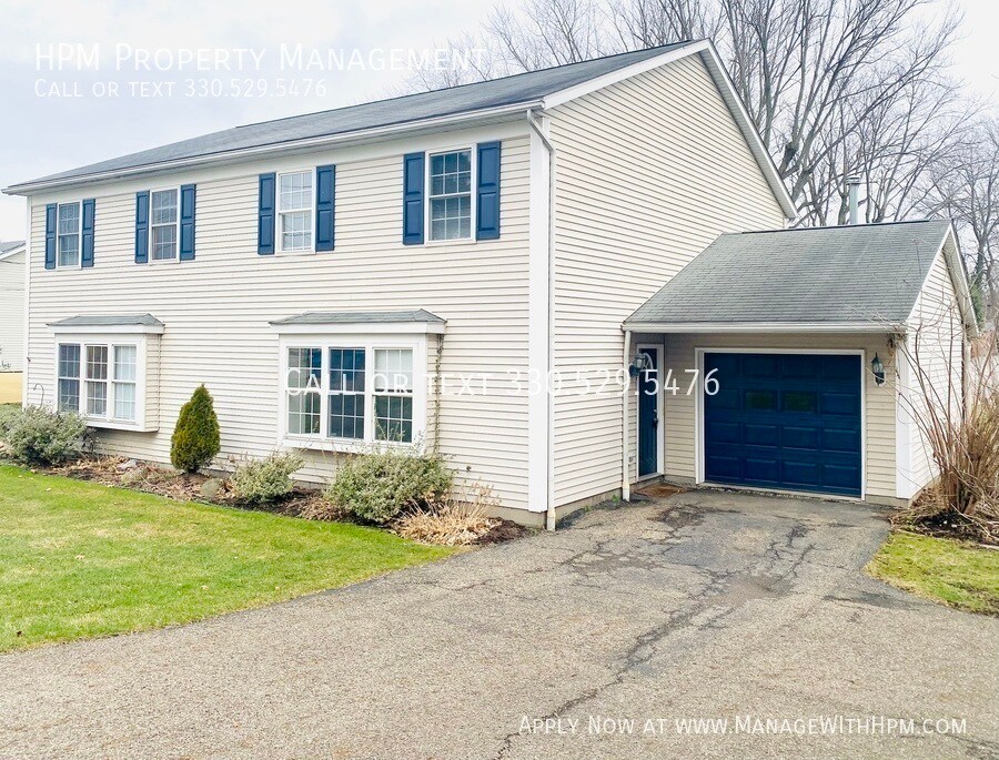 330 Belle Ave SW, Hartville, OH 44632 Townhome Rentals in Hartville