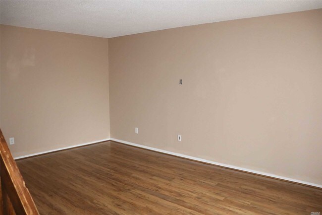 Building Photo - 231F Springmeadow Dr