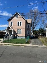 Building Photo - 82-84-84 Glendale Ave