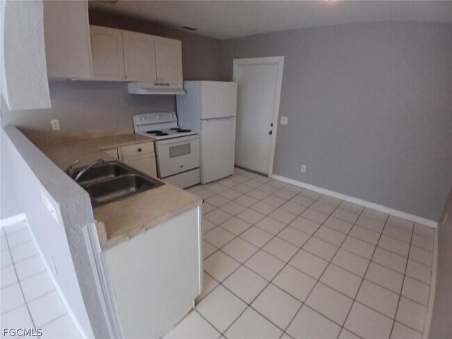 Foto del edificio - 3516 Dora St