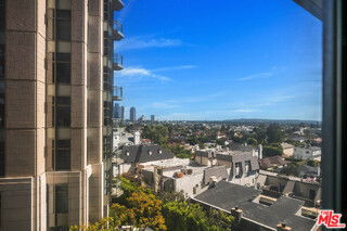 Building Photo - 10790 Wilshire Blvd