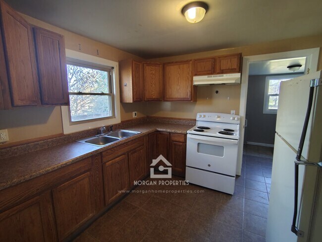 Foto del edificio - 2104 Drexel Dr