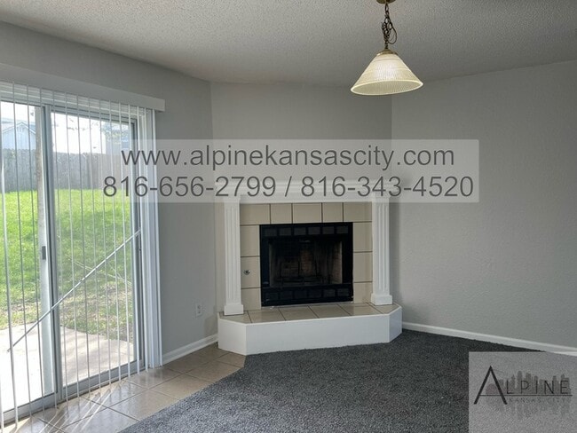 Building Photo - Liberty Duplex Available Near William Jewell