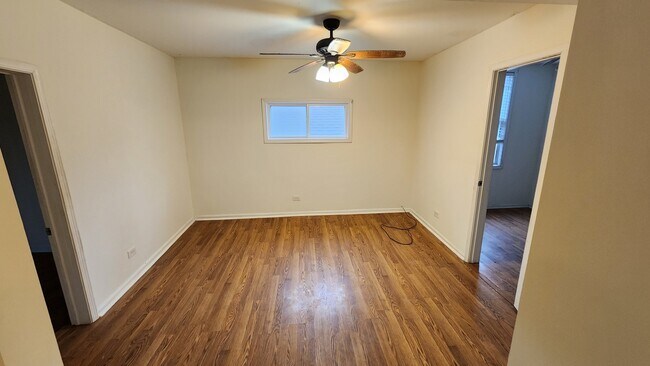 Building Photo - 3512 W Belden Ave