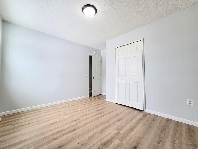 Foto del edificio - 2933 Daleford Ave NE