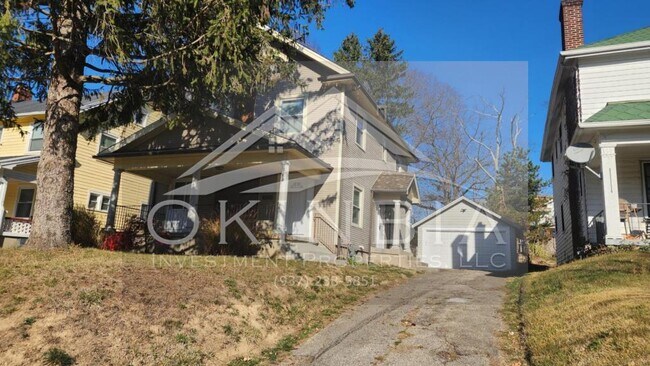 Foto del edificio - 1339 Amherst Pl