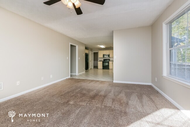 Building Photo - Charming 4-Bedroom Home