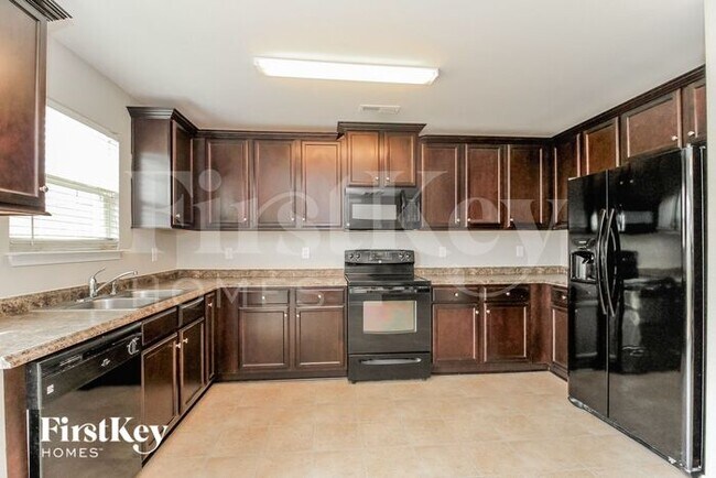 Building Photo - 1562 Welford Dr