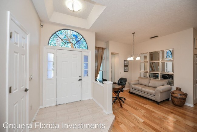 Building Photo - 3 br, 2.5 bath House - 4327 Fairfax Dr E.