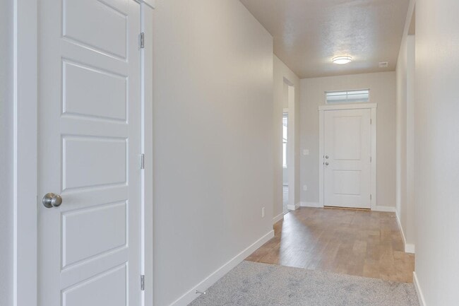 Building Photo - Available December 1st! 4bd/2b Newly Const...