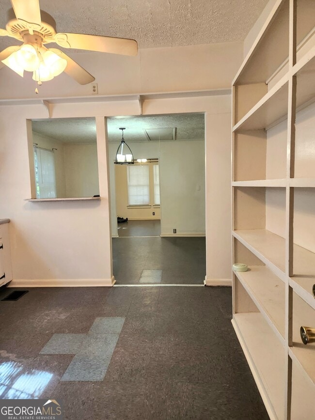 Foto del edificio - 7157 Bryce Rd