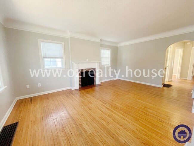 Foto del edificio - 3509 Douglas Rd