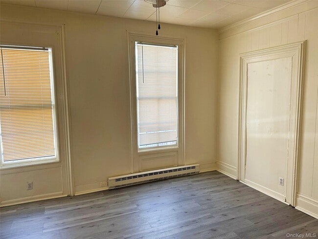 Building Photo - 183 Gleneida Ridge Rd