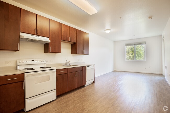 1BR, 1BA- One Bedroom - Charlotte Park