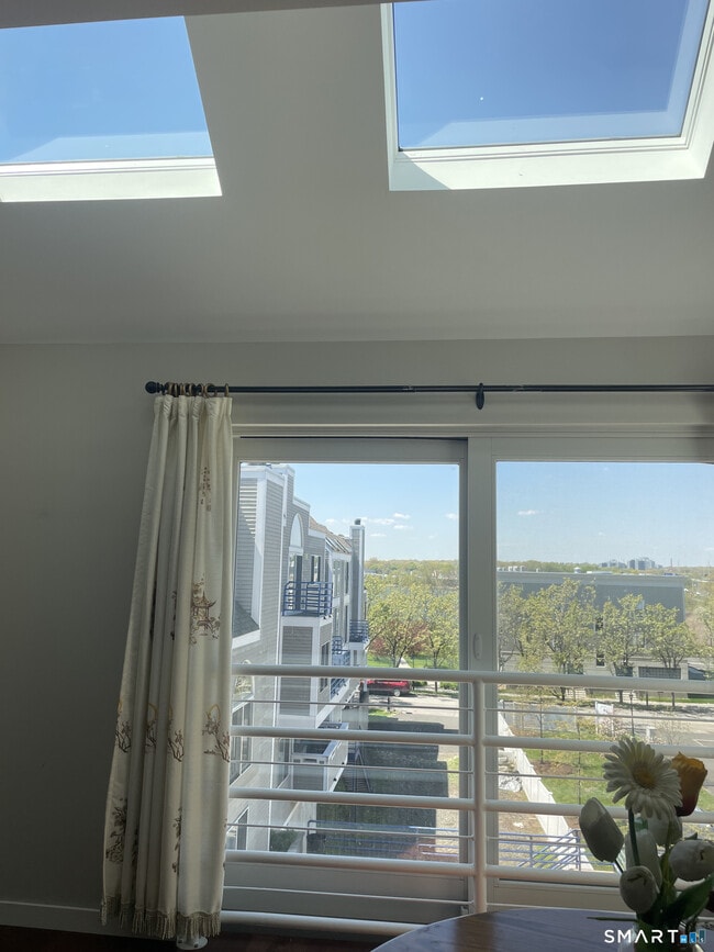 Foto del edificio - 133 Harbour Close