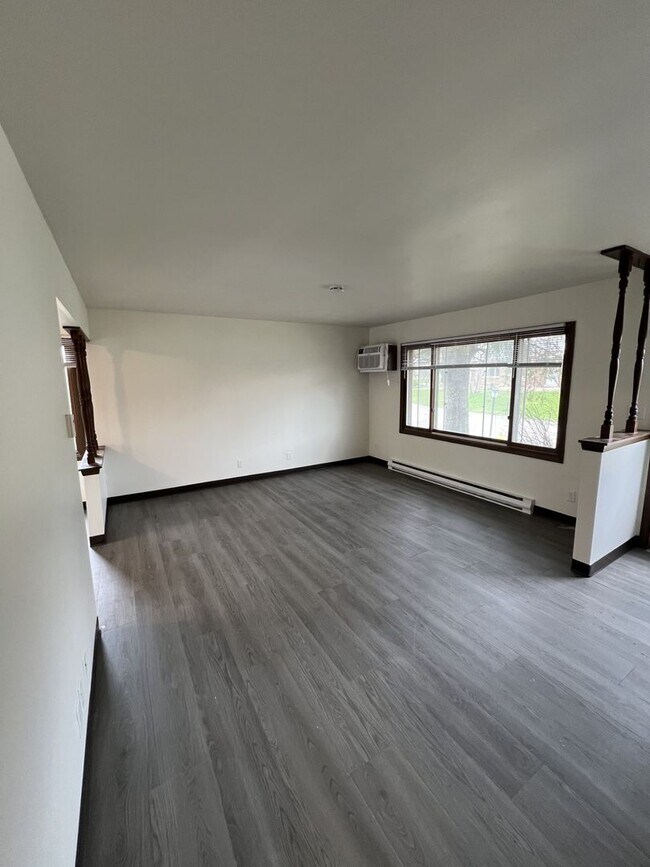 Foto del edificio - New Listing!