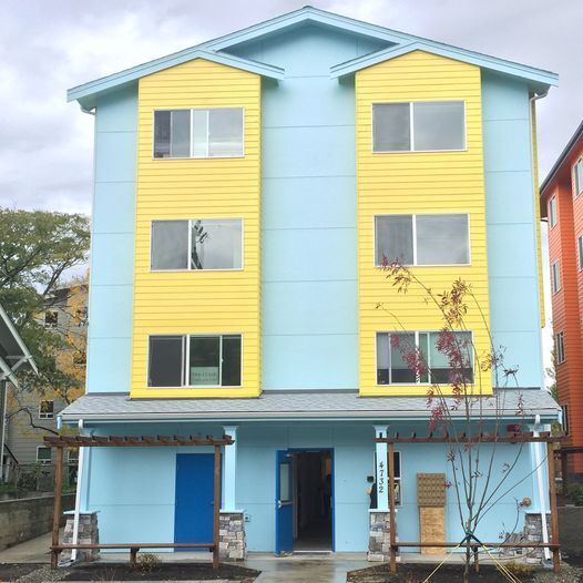 Foto principal - 4732 20th ave ne