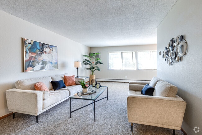 Interior Photo - Hyacinth Apartments