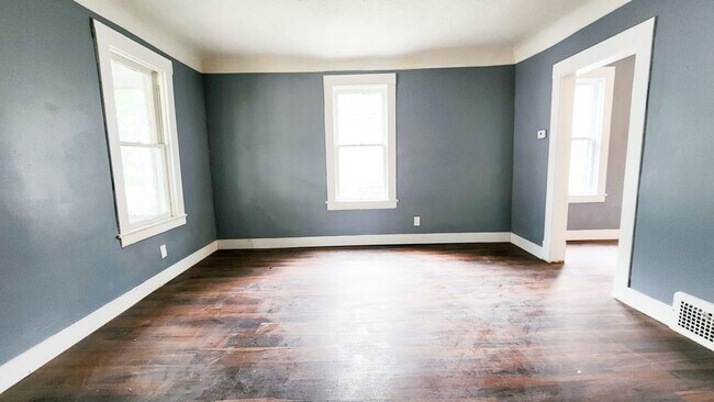 Foto del edificio - 2117 Halstead Ave