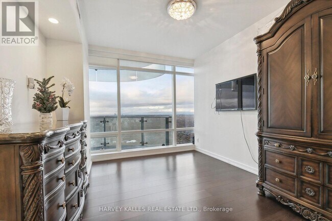 Photo du bâtiment - 1 Bloor St E