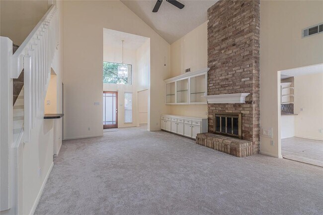 Building Photo - 6623 Sutter Park Ln
