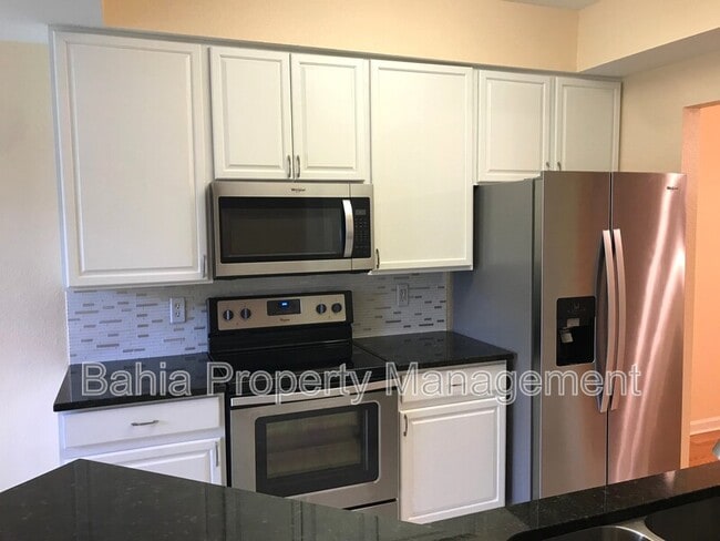 Building Photo - 2525 San Tecla St