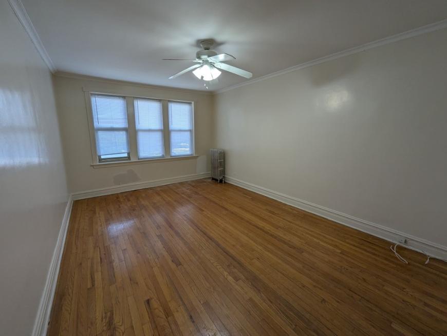 Foto principal - 1 bedroom in CHICAGO IL 60641