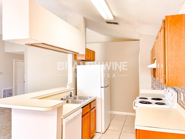 Building Photo - 8331 Argyle Corners Dr